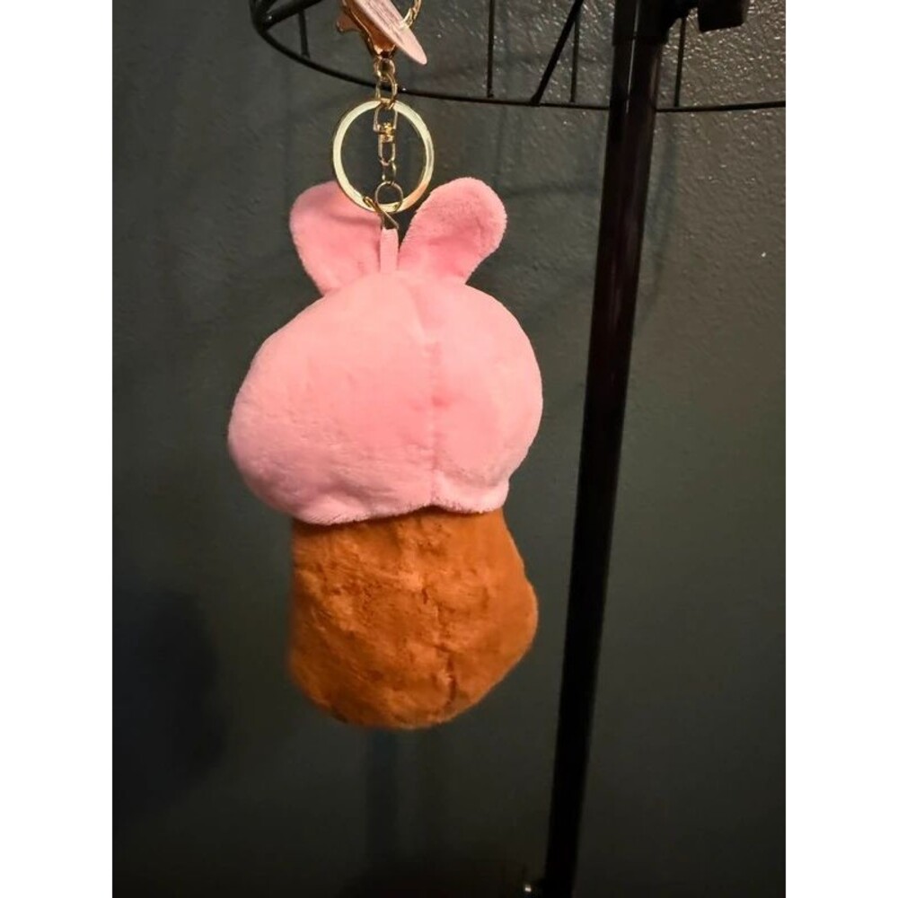 Capybara Plush Purse Charm Keychain | Bunny Hat | NWT - Picture 2 of 4